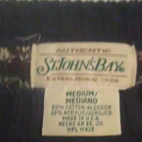 Sweater - Picture 3 of 3